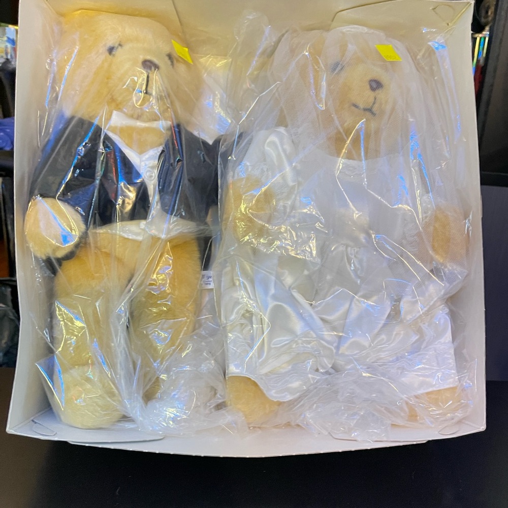 BRIDE & GROOM JOINTED TEDDY BEARS BY MARY MEYER VERMONT
NEW WEDDING 14" tall